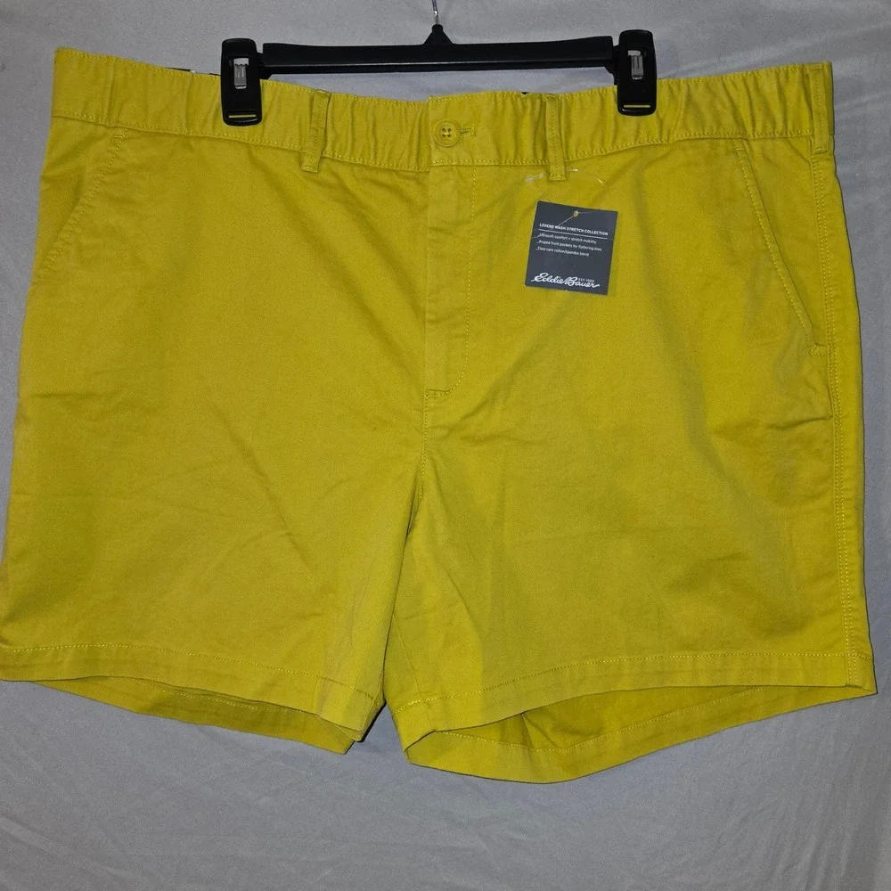 Eddie Bauer Legend Wash Stretch Shorts 20W Womens Yellow Slightly Curvy Plus NEW